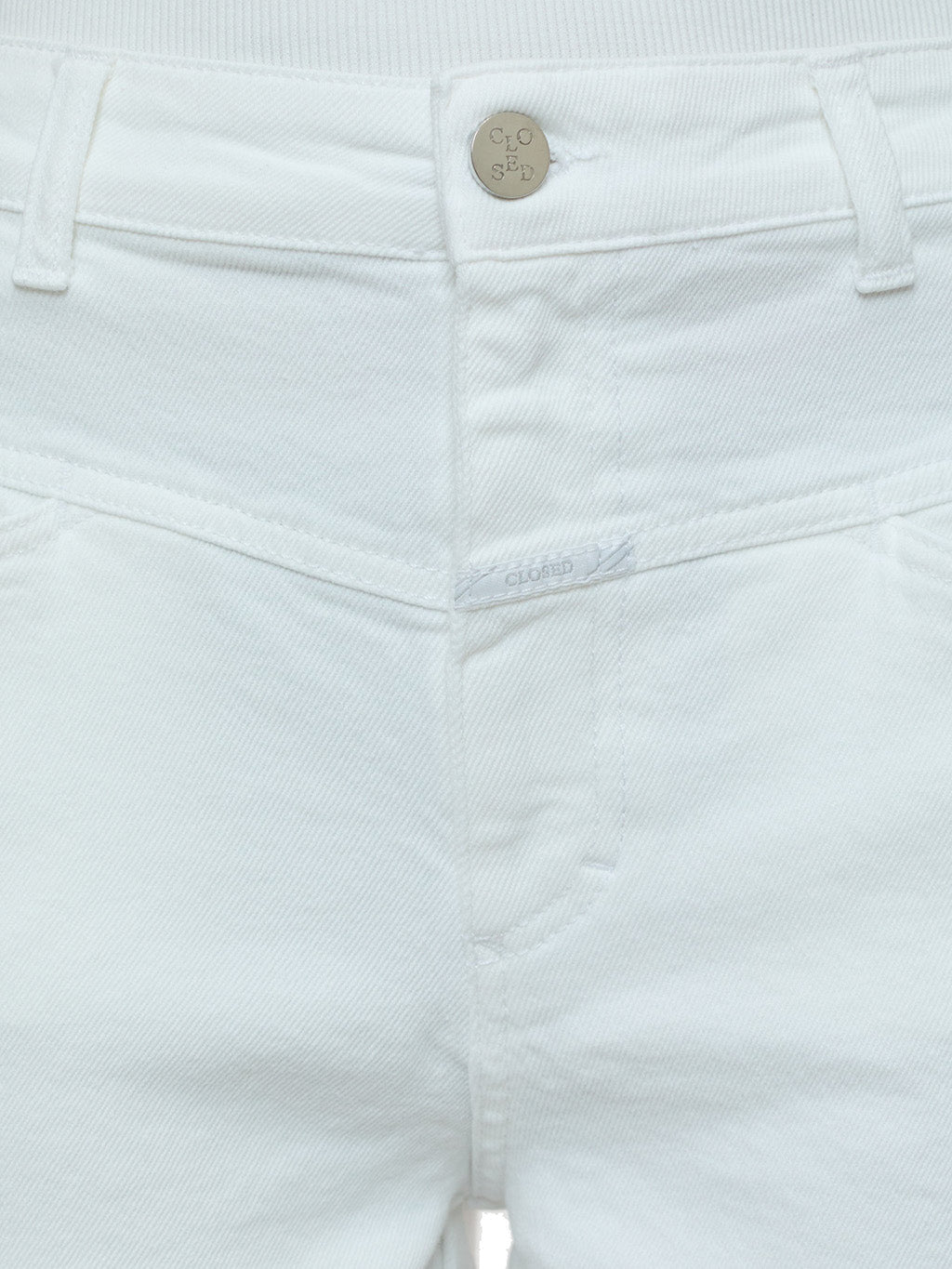 Jocy-X Denim Shorts in White