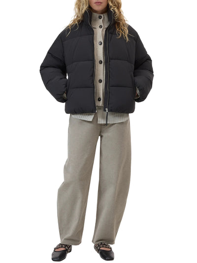 Cropped Puffer Jacket in Black