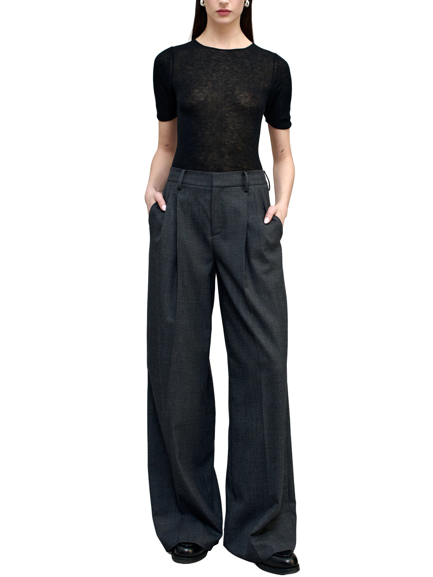 Roxana Low-Rise Trouser in Light Wool Suiting