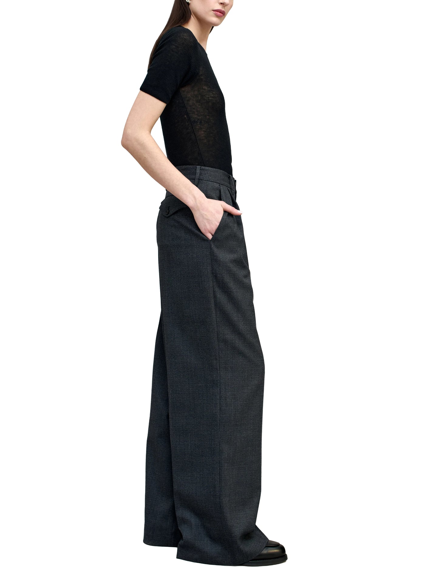 Roxana Low-Rise Trouser in Light Wool Suiting